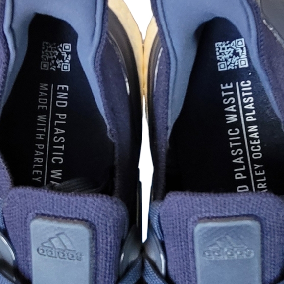 Adidas UltraBoost 22 Navy Collegiate, Size 10  Running Sneakers Shoe GX5461 - Picture 11 of 16